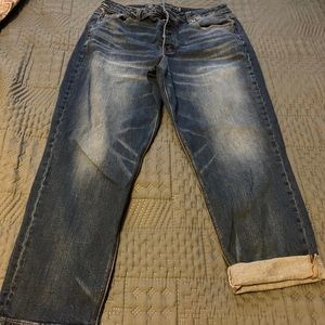 American Eagle Tomgirl Jeans